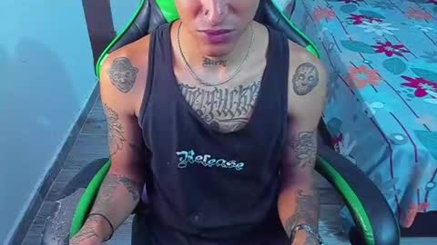 BiG Zafiro online show from 06/15/26, 03:36