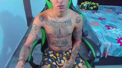 BiG Zafiro online show from 07/04/26, 03:18