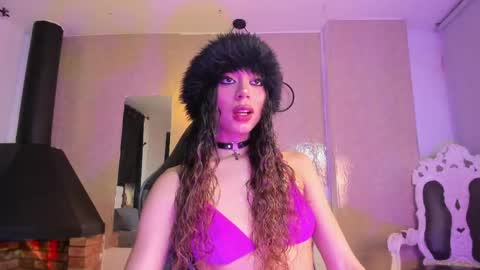 Snapshot of zahara___1 chatting on 06/08/26, 04:13 zahara___1 online show from 06/08/26, 04:13