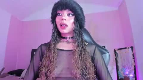Snapshot of zahara___1 chatting on 06/28/26, 04:07 zahara___1 online show from 06/28/26, 04:07