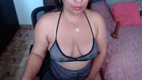 Zahi ... wants to play with everyone...yessss online show from 09/12/25, 01:33
