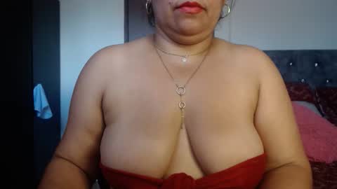 Zahi ... wants to play with everyone...yessss online show from 01/09/26, 02:42