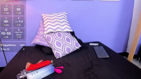  Zahira  online show from 01/08/25, 09:53
