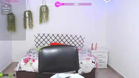 Laura online show from 09/09/25, 07:35