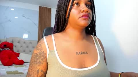 zahra_rose online show from 01/16/26, 08:13