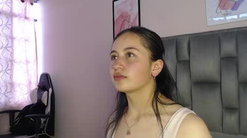 Zaida online show from 06/04/26, 07:53