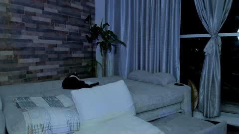 INSTAGRAM yormanfit7 online show from 12/11/24, 01:37