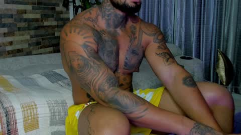 INSTAGRAM yormanfit7 online show from 12/18/24, 09:58