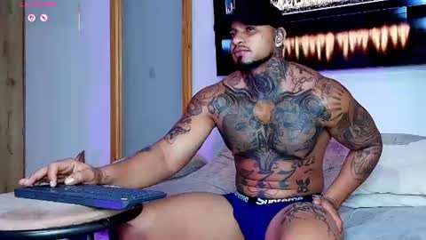 INSTAGRAM yormanfit7 online show from 07/15/26, 01:11