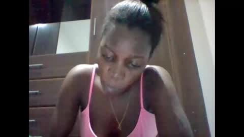 zainxxxx online show from 05/19/26, 06:47