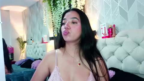 Zaira Bonny online show from 06/17/26, 03:35