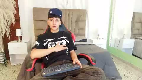 Samuel online show from 07/23/26, 07:45