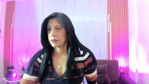 Snapshot of zamanthaa__ chatting on 10/27/25, 12:09 zamanthaa__ online show from 10/27/25, 12:09