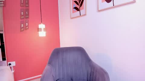 zamira_taylor online show from 05/15/26, 11:45