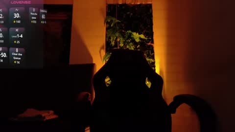 Snapshot of zamirscott chatting on 04/21/26, 01:42 Zamir online show from 04/21/26, 01:42