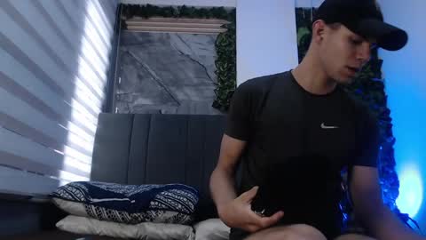 Snapshot of zamirscott chatting on 05/28/26, 12:24 Zamir online show from 05/28/26, 12:24