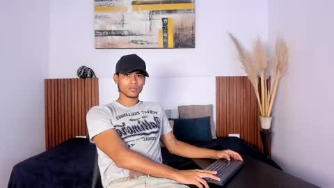 Zander online show from 10/13/25, 01:11