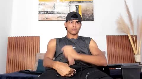 Snapshot of zander_2120 chatting on 10/30/25, 01:34 Zander online show from 10/30/25, 01:34