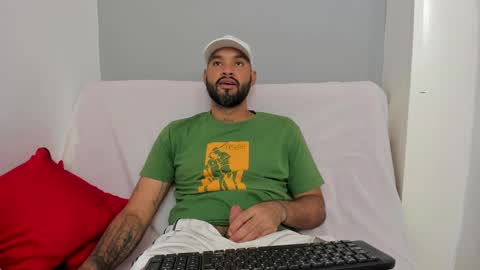 zane_cross online show from 09/08/25, 06:40