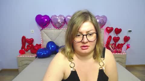 zannadreil online show from 03/04/25, 11:00