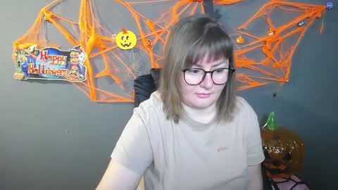 zannadreil online show from 10/13/25, 06:08