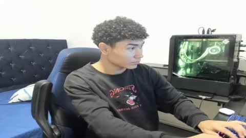 zanxley_ online show from 12/07/24, 02:31