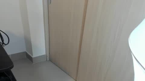 zanxley_ online show from 12/07/24, 05:37