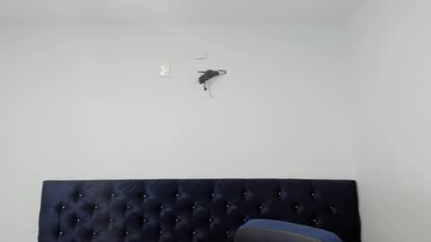 zanxley_ online show from 12/13/24, 07:25