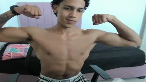 zanxley_ online show from 12/17/24, 06:31