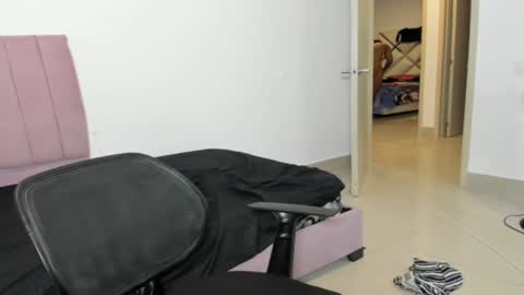 zanxley_ online show from 12/20/24, 05:04