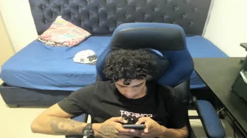 zanxley_ online show from 12/26/24, 02:12