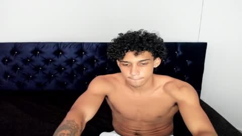 zanxley_ online show from 02/05/25, 07:31