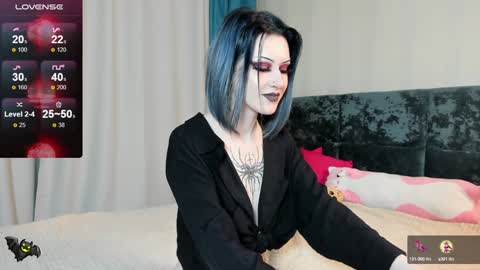 Snapshot of zara__blue chatting on 12/16/24, 08:20 Zara online show from 12/16/24, 08:20