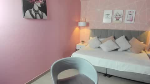 Zara Sweet  online show from 10/01/25, 01:28