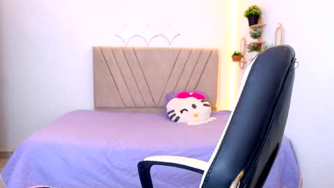 Snapshot of zara_cute18 chatting on 06/30/26, 12:06 Zara online show from 06/30/26, 12:06