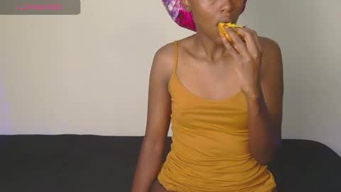Snapshot of zara_lae chatting on 07/10/26, 08:50 nicky online show from 07/10/26, 08:50