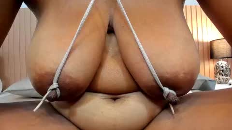 zara lopez online show from 09/12/25, 07:14