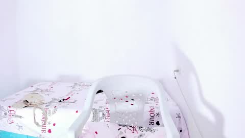 Snapshot of zarablazze chatting on 01/25/25, 09:25 ZaraBlazze online show from 01/25/25, 09:25