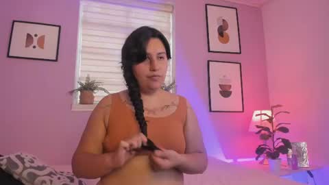 Snapshot of zarabloom_ chatting on 07/14/26, 08:14 Zara Blonm online show from 07/14/26, 08:14