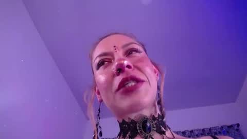 Snapshot of zaracollinx chatting on 03/27/26, 03:12 Zara online show from 03/27/26, 03:12