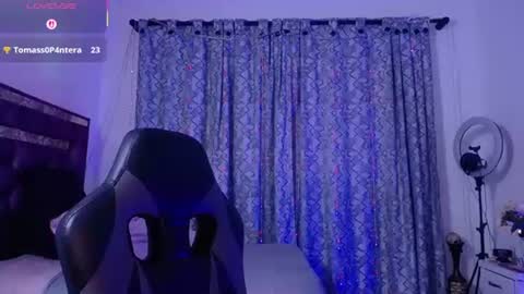 Snapshot of zaracollinx chatting on 06/19/26, 04:06 Zara online show from 06/19/26, 04:06