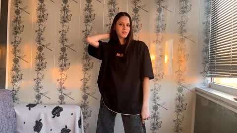 Snapshot of zaracutsforth chatting on 02/28/25, 01:47 ZARA 18yo online show from 02/28/25, 01:47