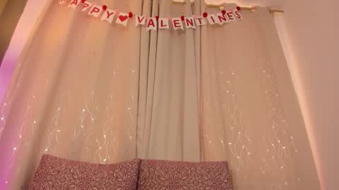 Snapshot of zaradulce chatting on 02/21/26, 12:28 Zara . online show from 02/21/26, 12:28