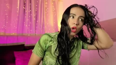 Snapshot of zaradulce chatting on 06/02/26, 02:52 Zara . online show from 06/02/26, 02:52