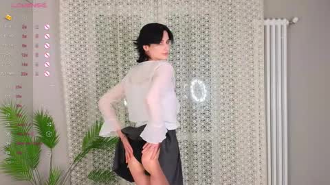 Zara online show from 02/19/25, 04:11