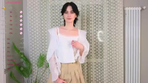 Zara online show from 02/26/25, 10:42