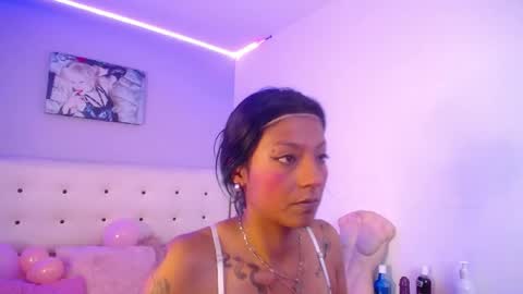 Zarah online show from 05/15/26, 06:04