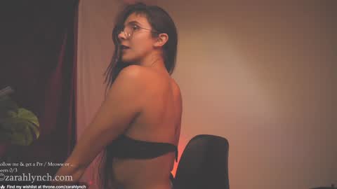 Miss Lynch   Next show  2911 online show from 01/16/25, 11:16