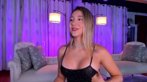 Snapshot of zarajener chatting on 07/17/26, 12:28 online show from 07/17/26, 12:28