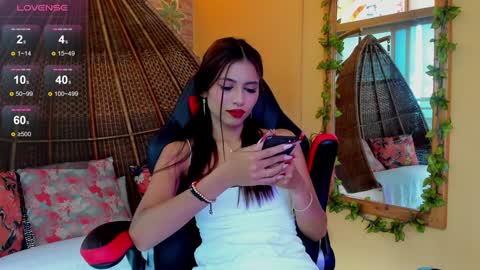 Zara Lim  online show from 12/18/24, 06:14